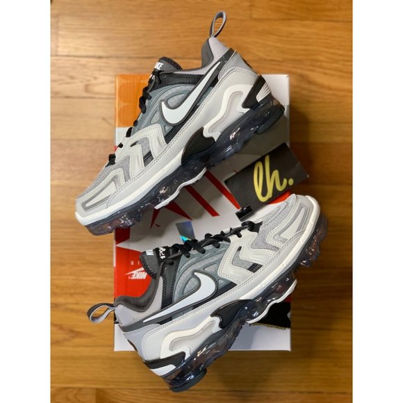 Size 6 Nike Air Vapormax Evo Wolf Grey Running Shoes CT2868-002 - Picture 4 of 5